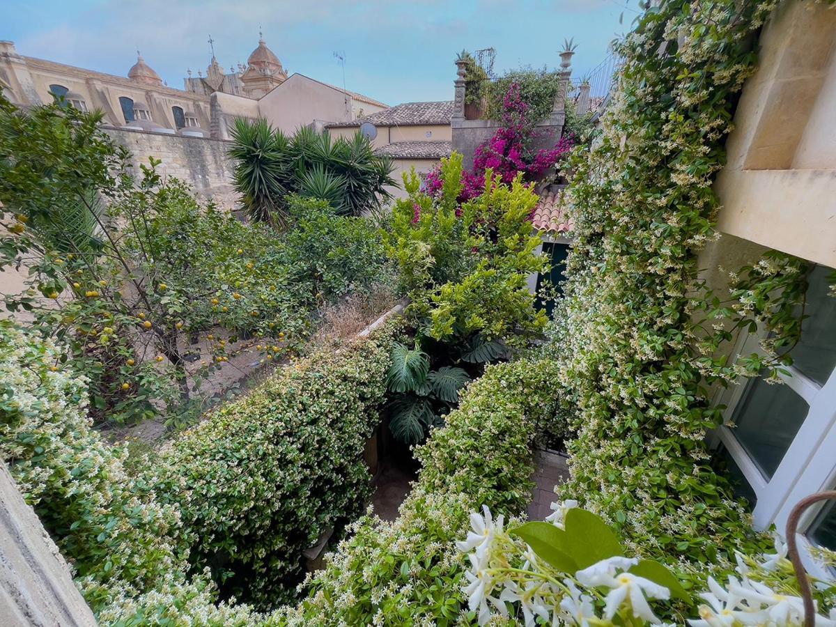 Casa Modica - Luxury Rooms Noto Kültér fotó