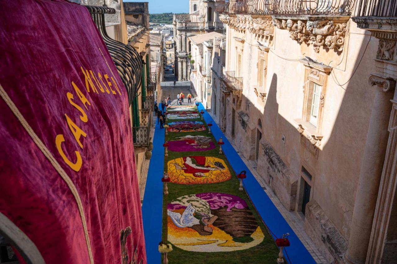Casa Modica - Luxury Rooms Noto Kültér fotó
